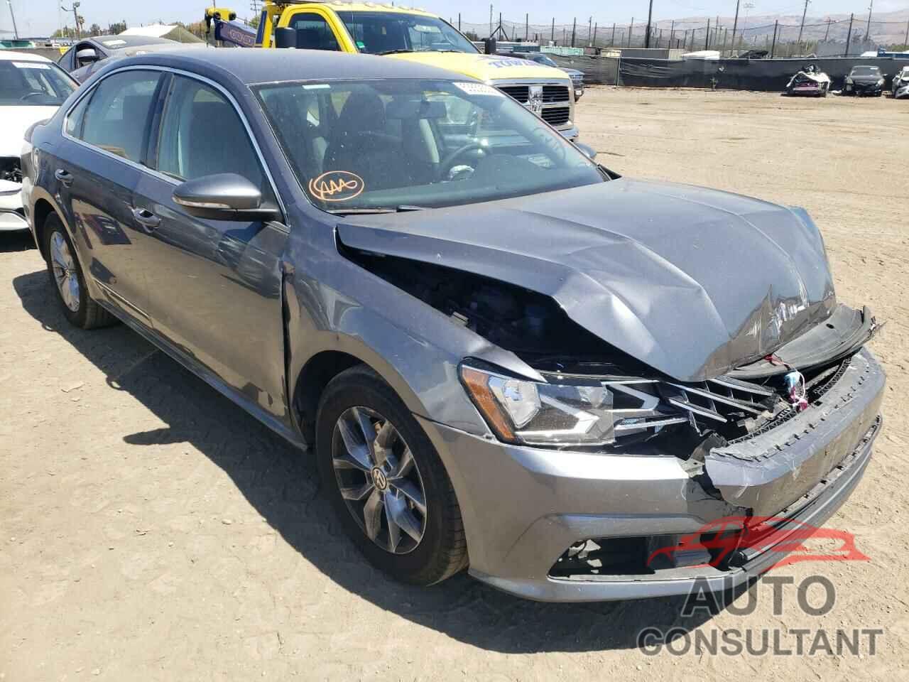 VOLKSWAGEN PASSAT 2016 - 1VWAT7A37GC061929