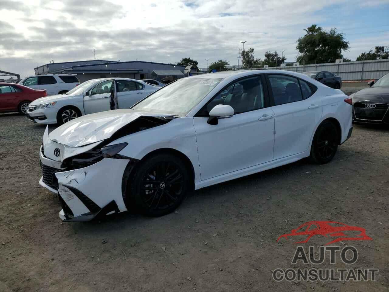 TOYOTA CAMRY 2025 - 4T1DAACK4SU532800