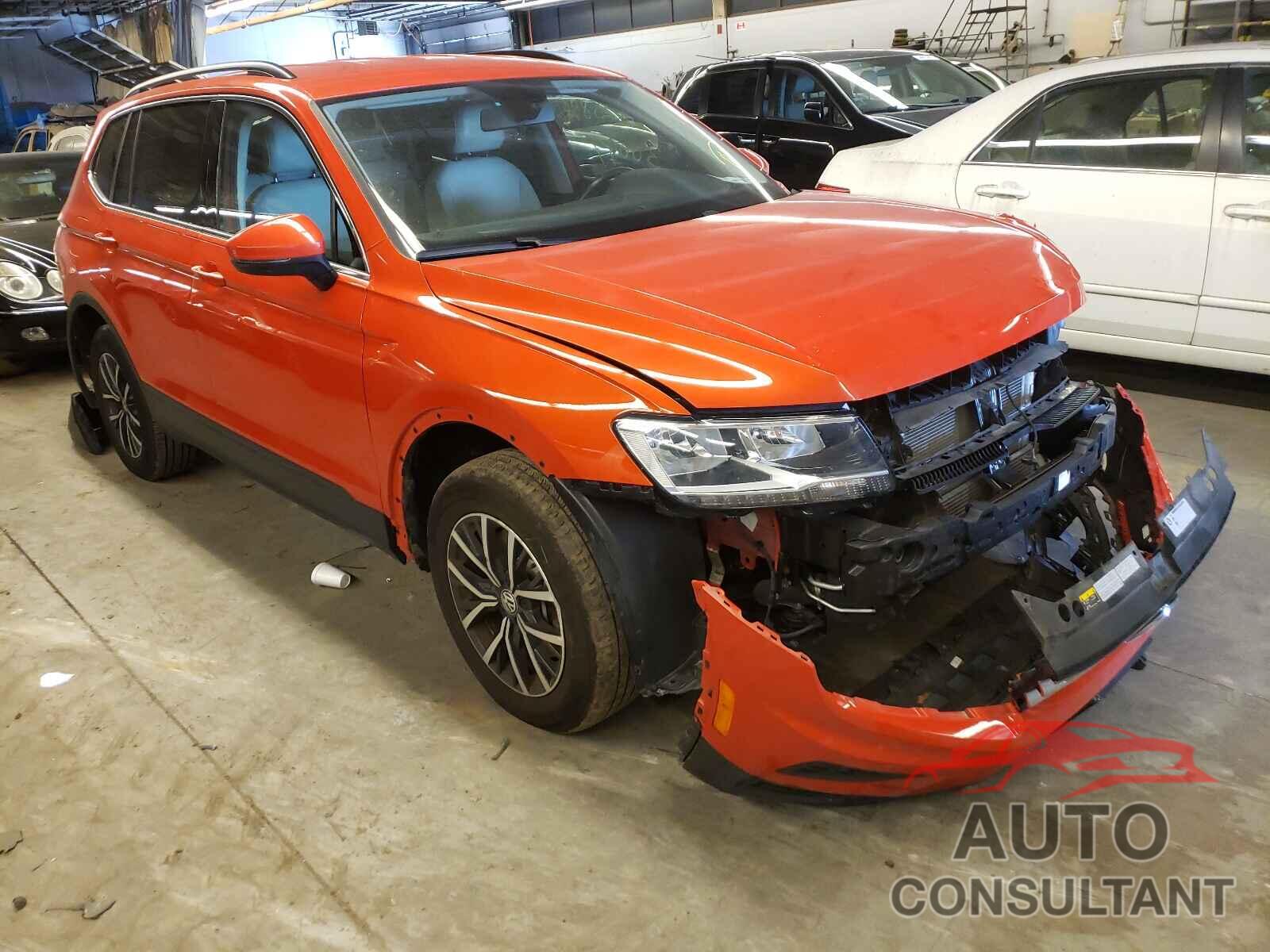 VOLKSWAGEN TIGUAN 2019 - 3VV2B7AX6KM141194