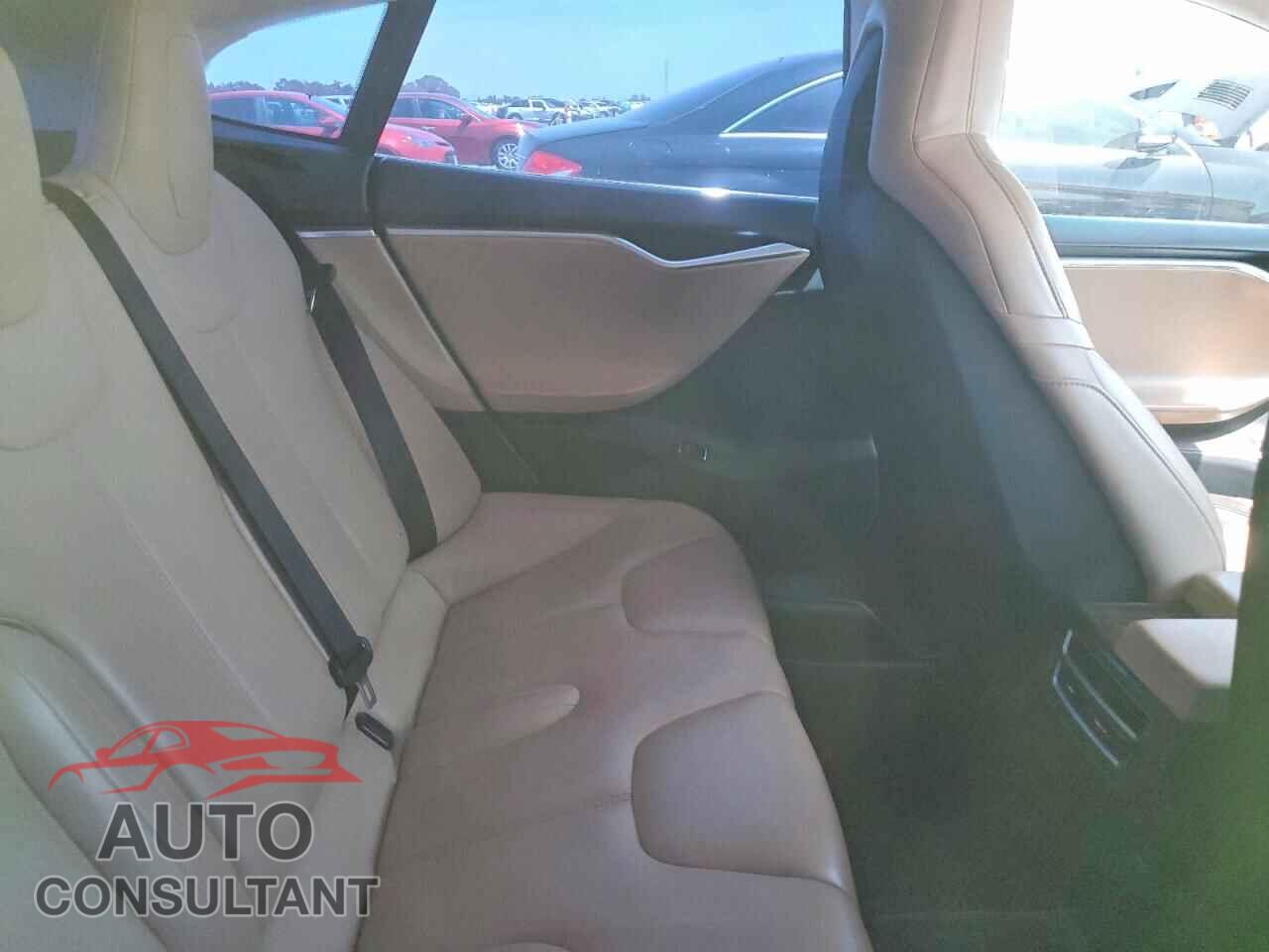 TESLA MODEL S 2015 - 5YJSA1E10FF114054