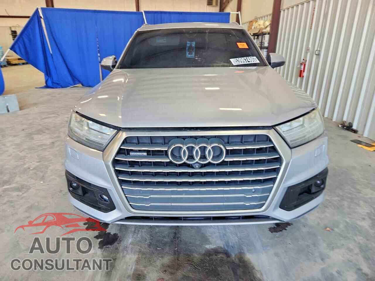 AUDI Q7 2018 - WA1LHAF79JD010143
