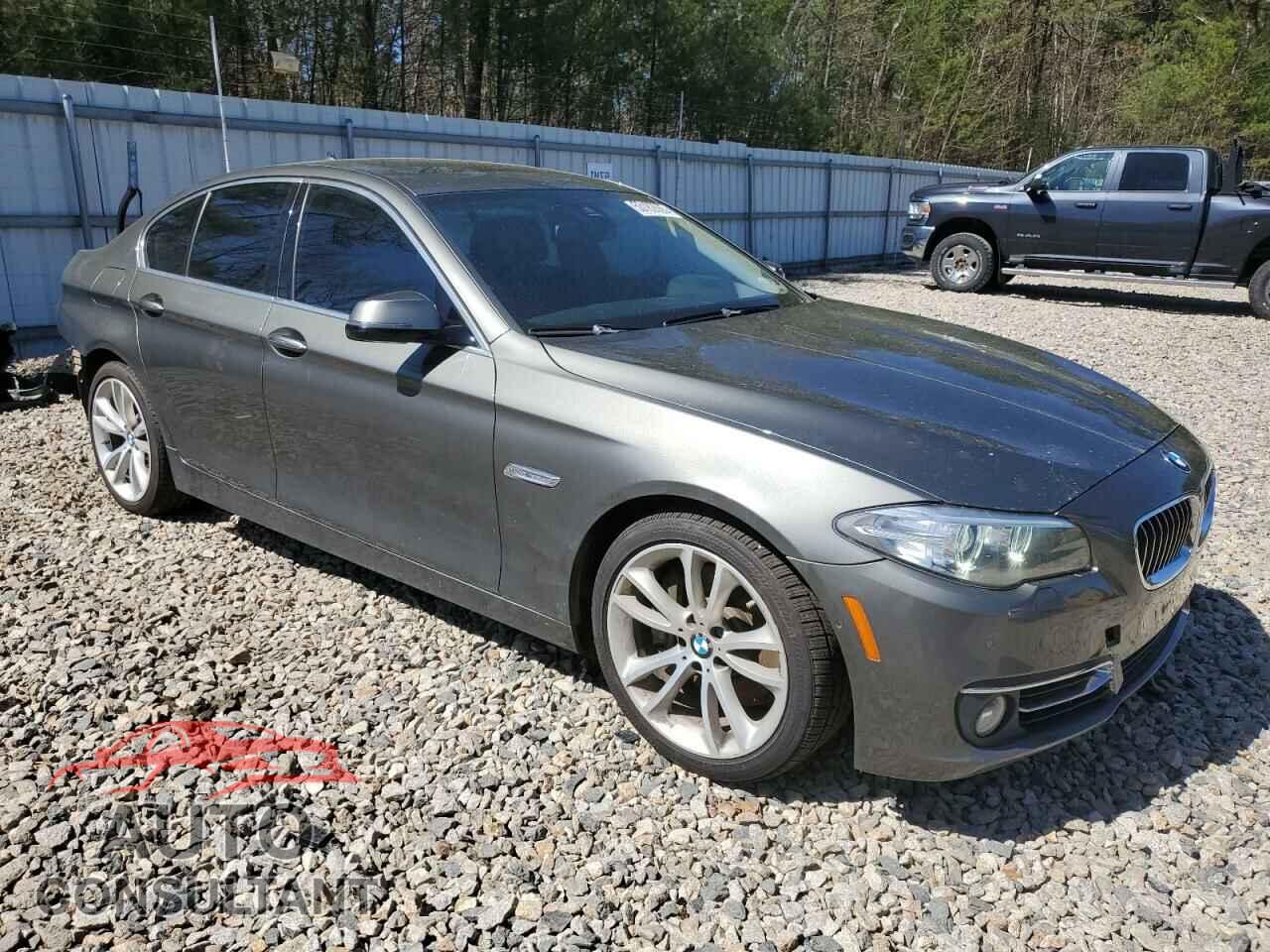 BMW 5 SERIES 2015 - WBA5B3C5XFD545257