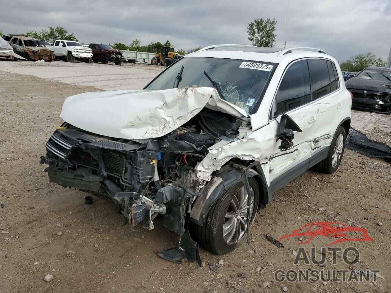 VOLKSWAGEN TIGUAN 2016 - WVGBV7AX0GW519194