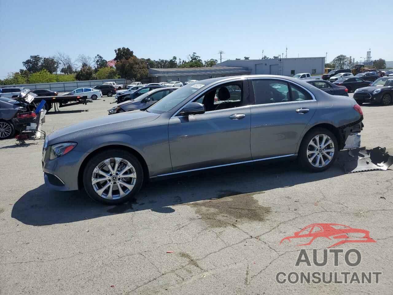 MERCEDES-BENZ E-CLASS 2019 - WDDZF4KB3KA657132