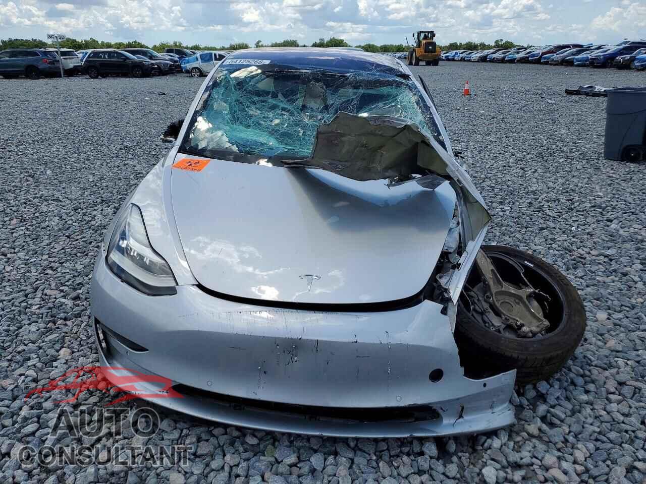 TESLA MODEL 3 2018 - 5YJ3E1EA0JF037476