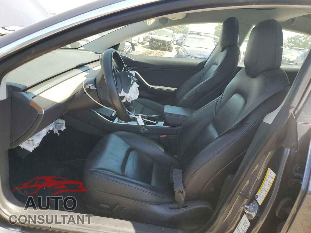 TESLA MODEL 3 2020 - 5YJ3E1EBXLF627759