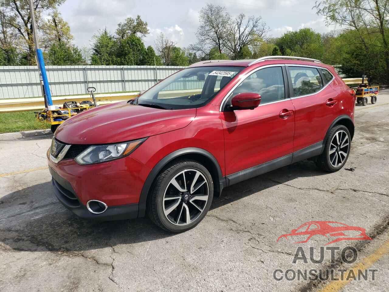 NISSAN ROGUE 2018 - JN1BJ1CR2JW282360