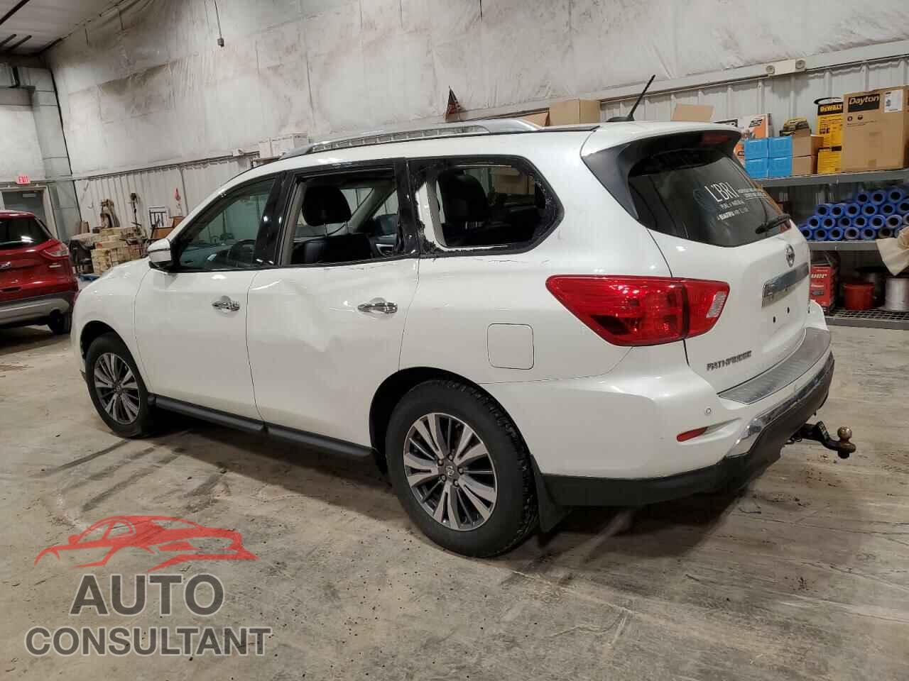NISSAN PATHFINDER 2017 - 5N1DR2MM6HC684865