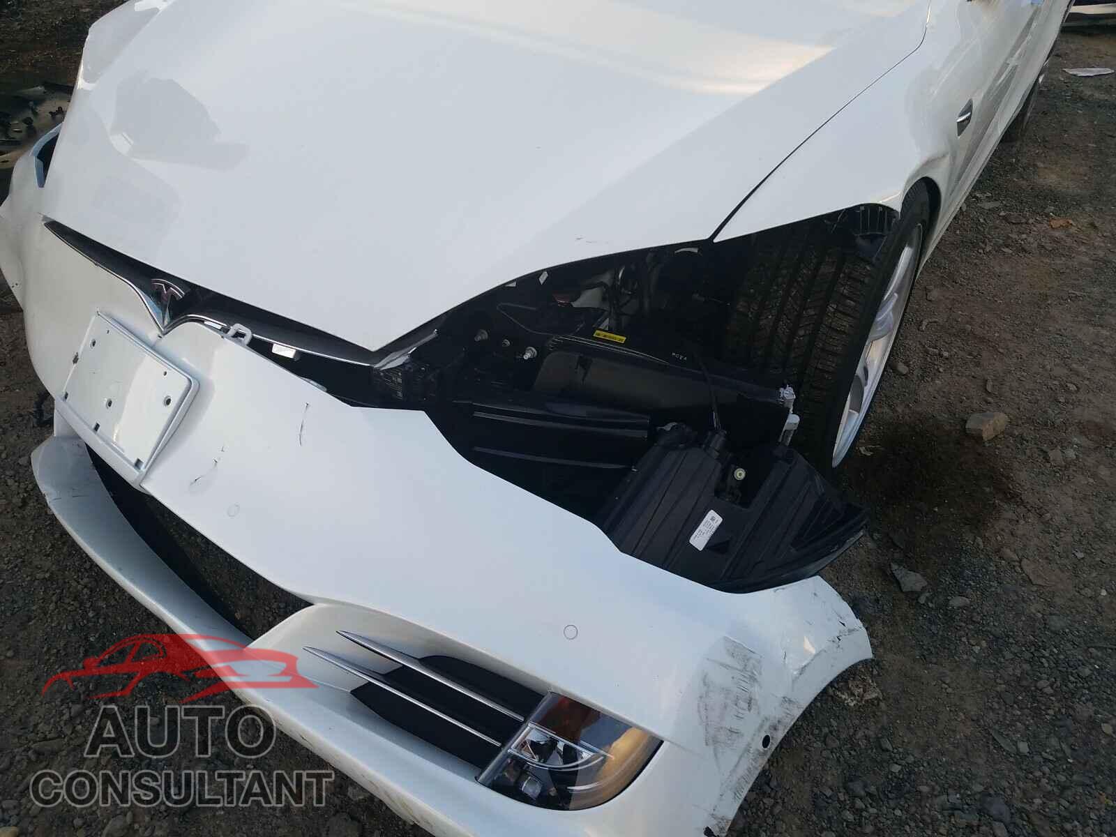 TESLA MODEL S 2020 - 5YJSA1E28LF409326