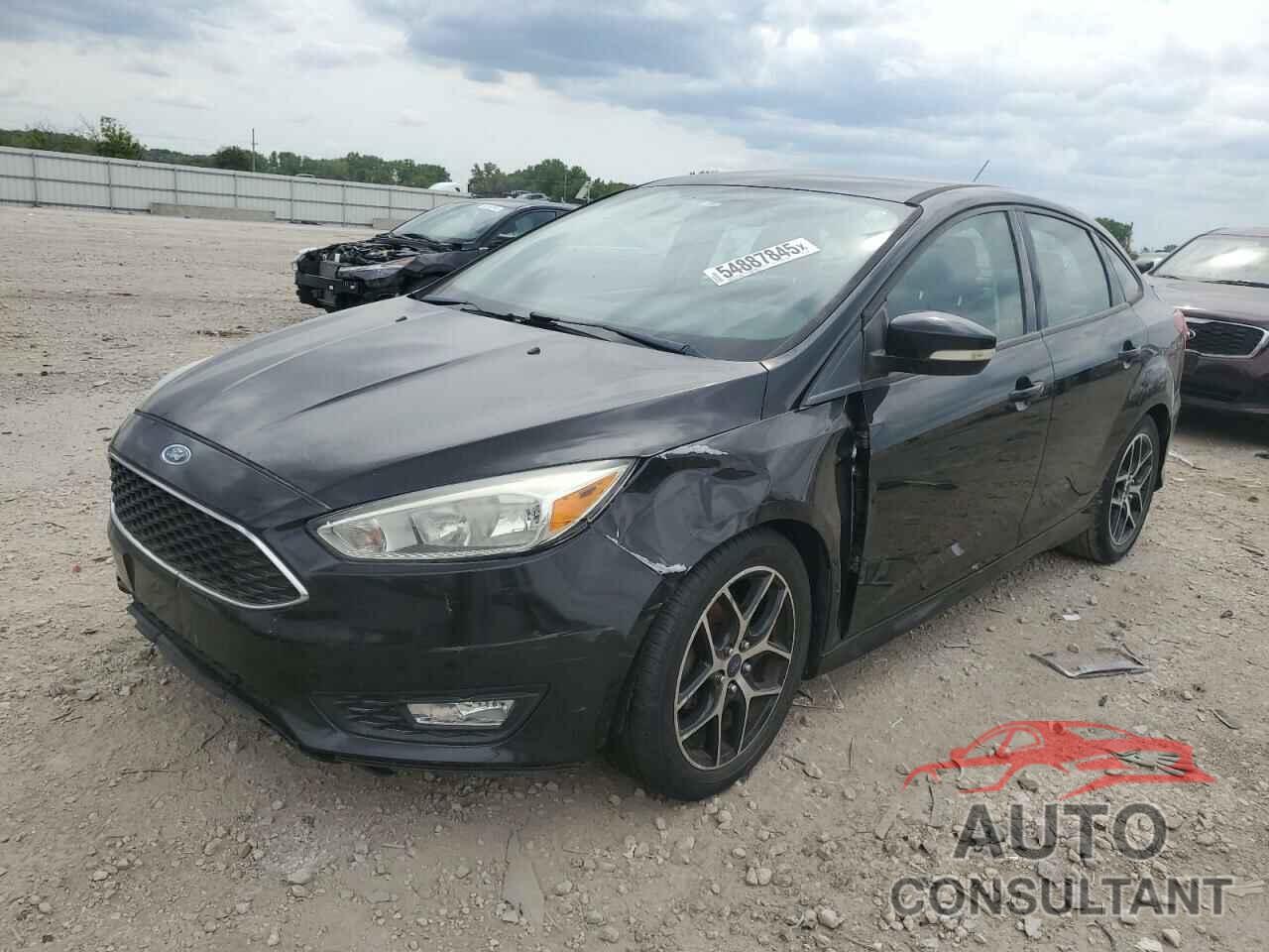 FORD FOCUS 2015 - 1FADP3F24FL275388