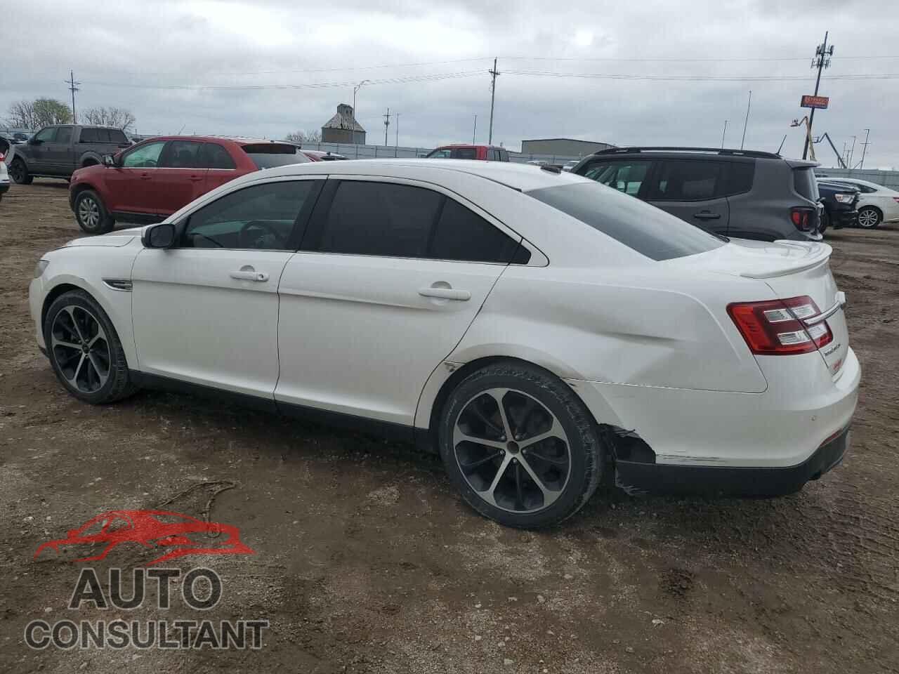 FORD TAURUS 2015 - 1FAHP2E83FG207688
