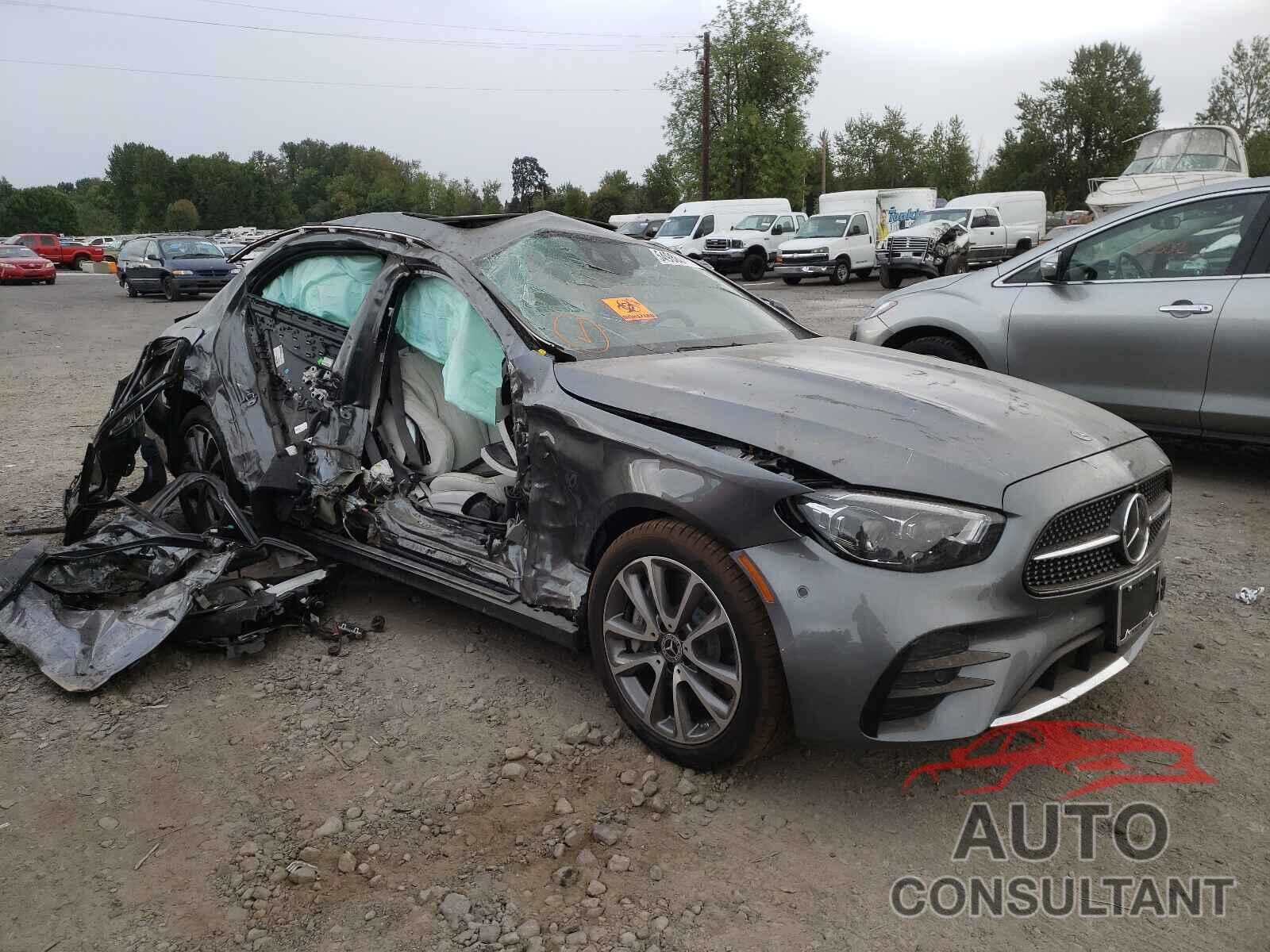 MERCEDES-BENZ E-CLASS 2021 - W1KZF5KB7MA967616