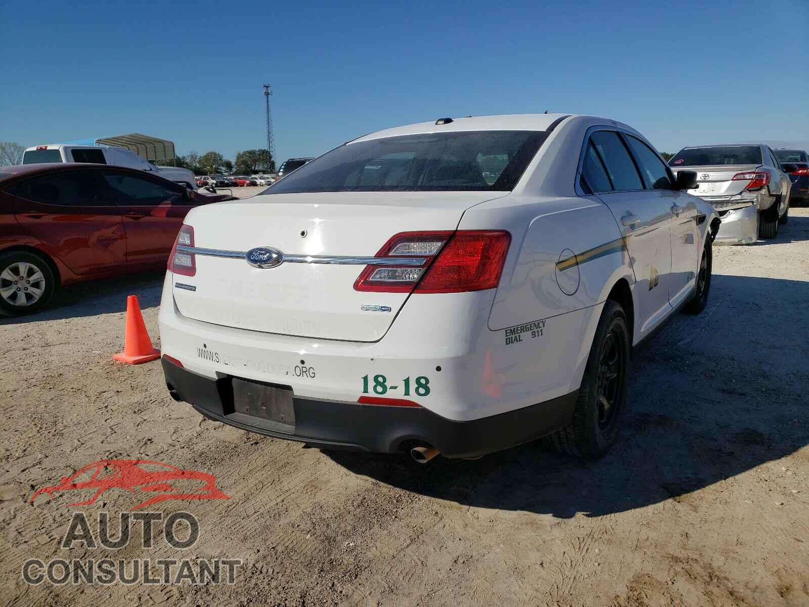 FORD TAURUS 2018 - 1FAHP2MK1JG120197