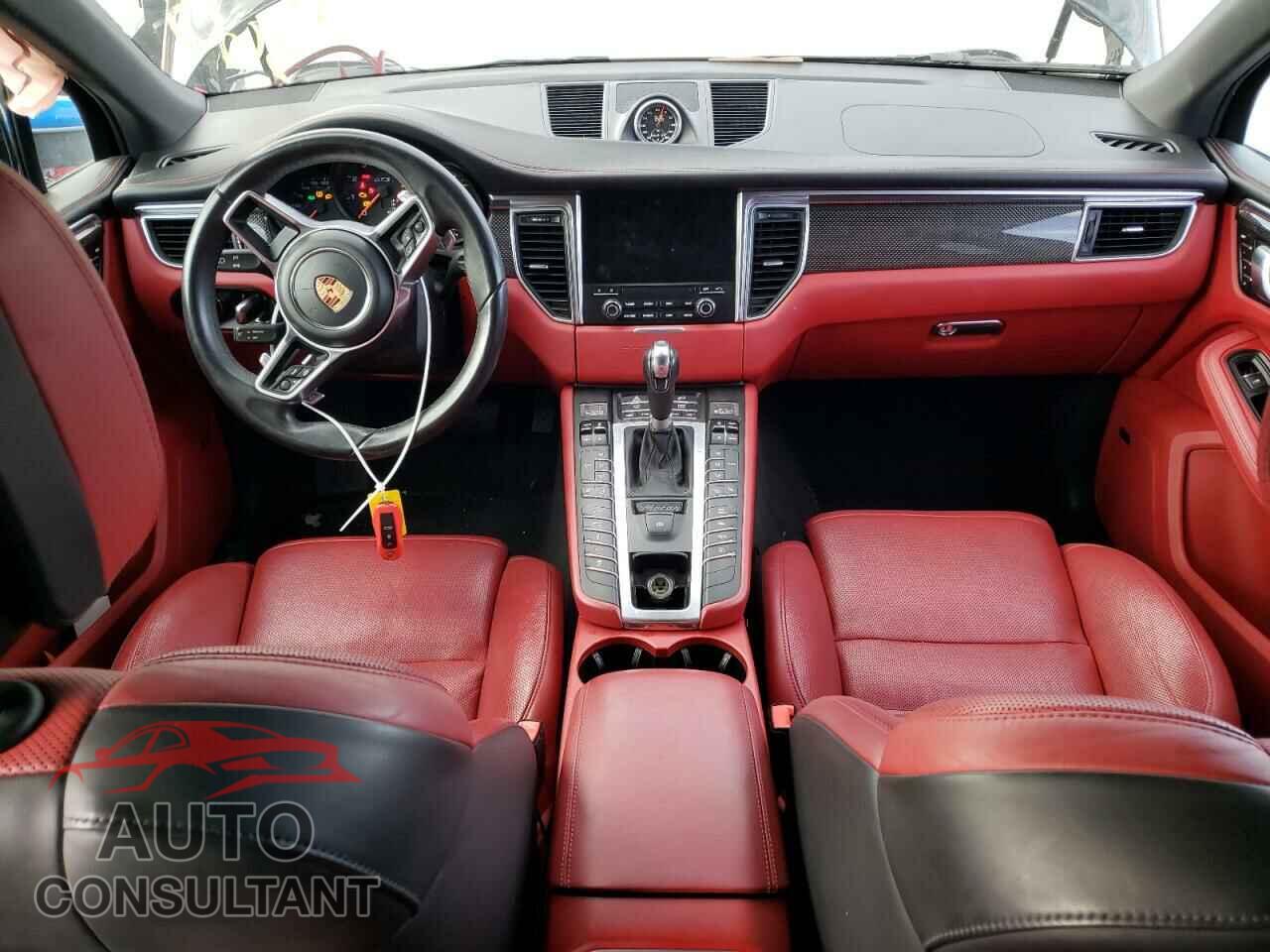PORSCHE MACAN 2017 - WP1AG2A53HLB51008