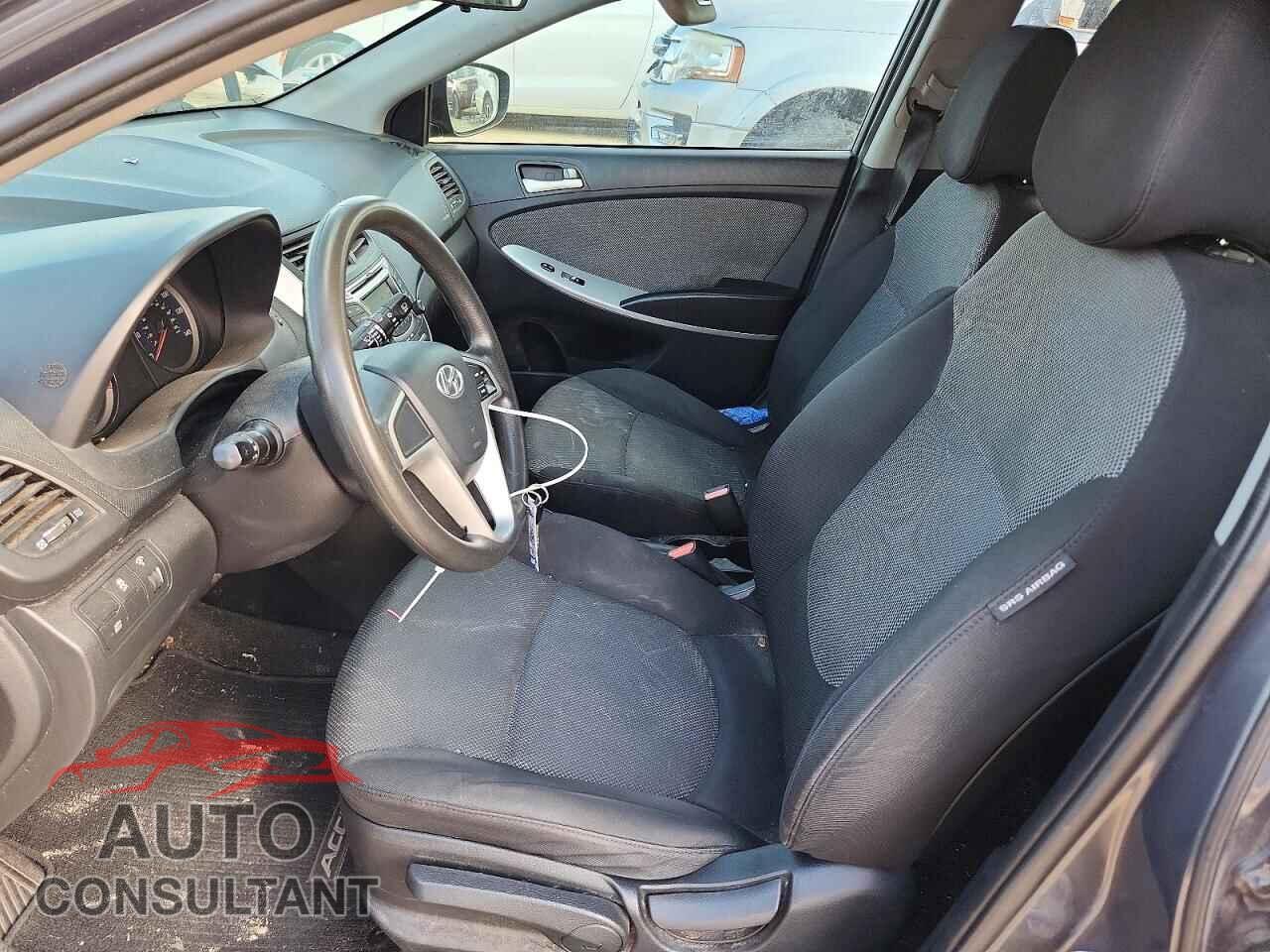 HYUNDAI ACCENT 2013 - KMHCT5AE5DU100889