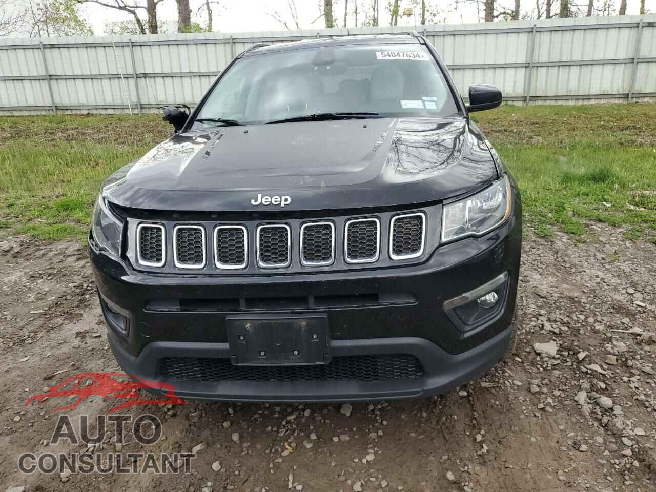 JEEP COMPASS 2018 - 3C4NJDBB0JT117459