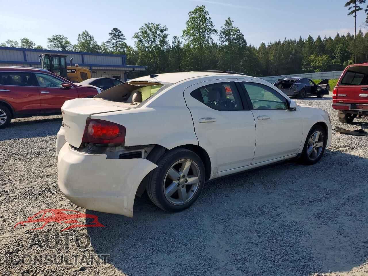 DODGE AVENGER 2011 - 1B3BD2FG4BN506516