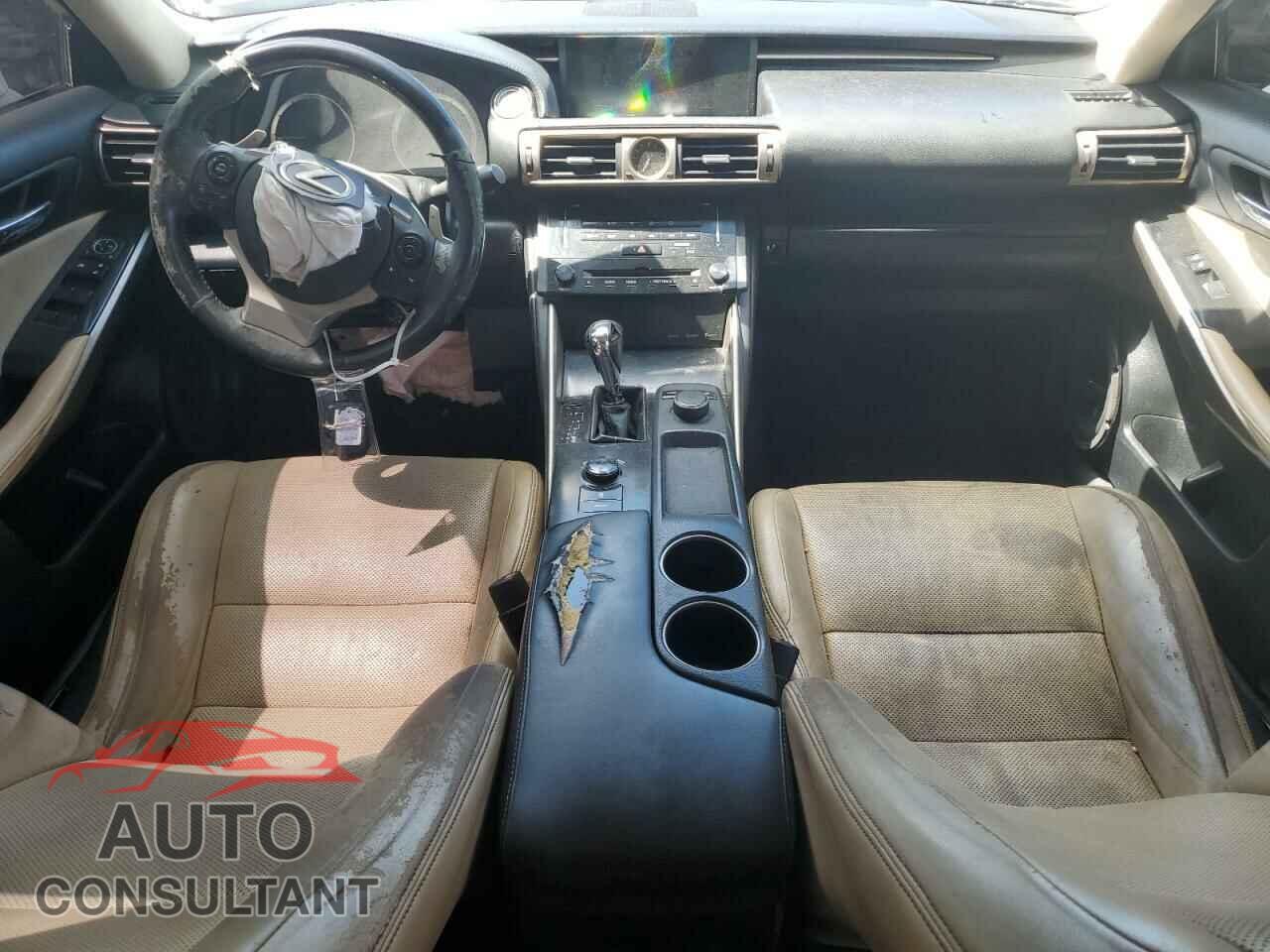 LEXUS IS 2014 - JTHBF1D21E5024728