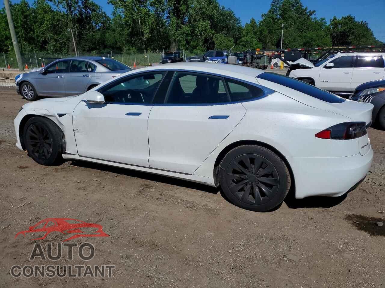 TESLA MODEL S 2017 - 5YJSA1E18HF190043