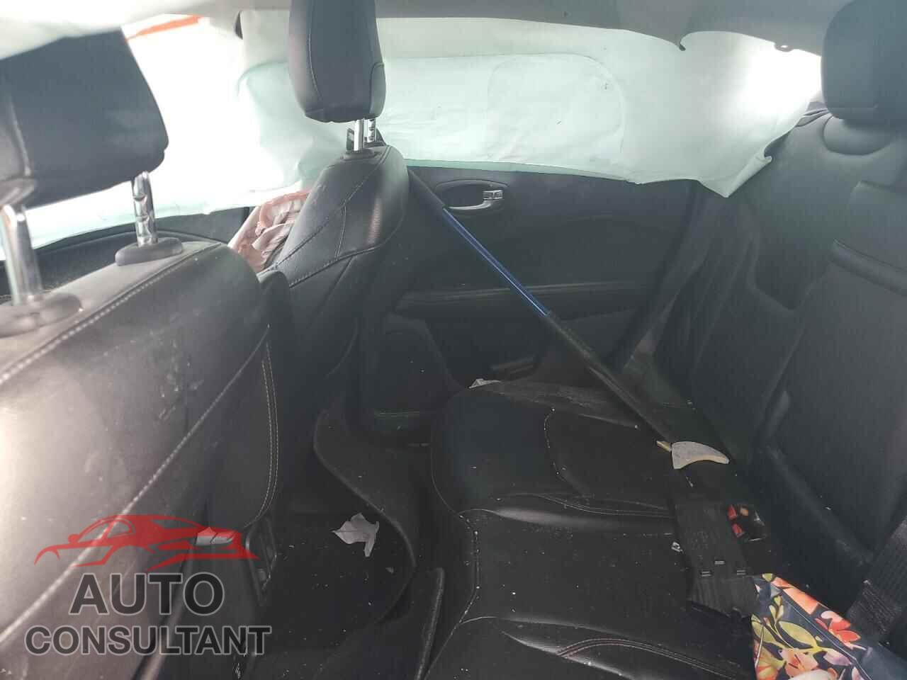 JEEP COMPASS 2017 - 3C4NJDCB3HT674391