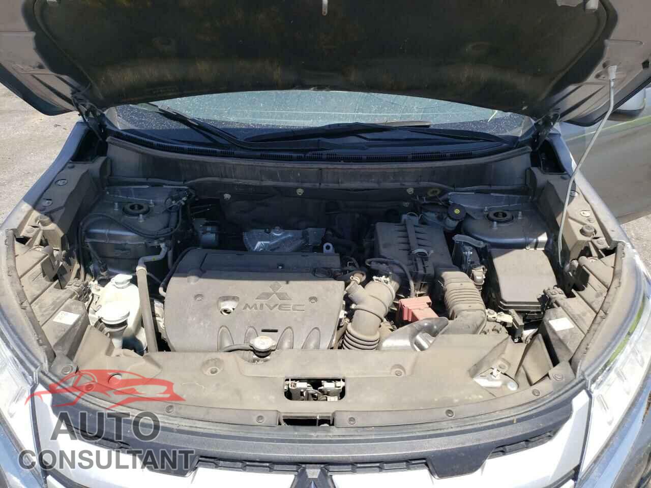 MITSUBISHI OUTLANDER 2020 - JA4AR3AU7LU025210