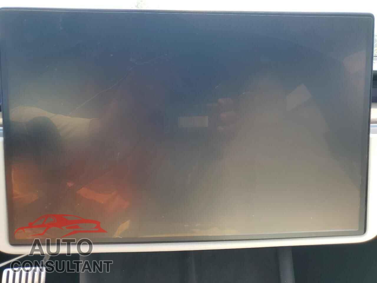 TESLA MODEL S 2022 - 5YJSA1E56NF476116