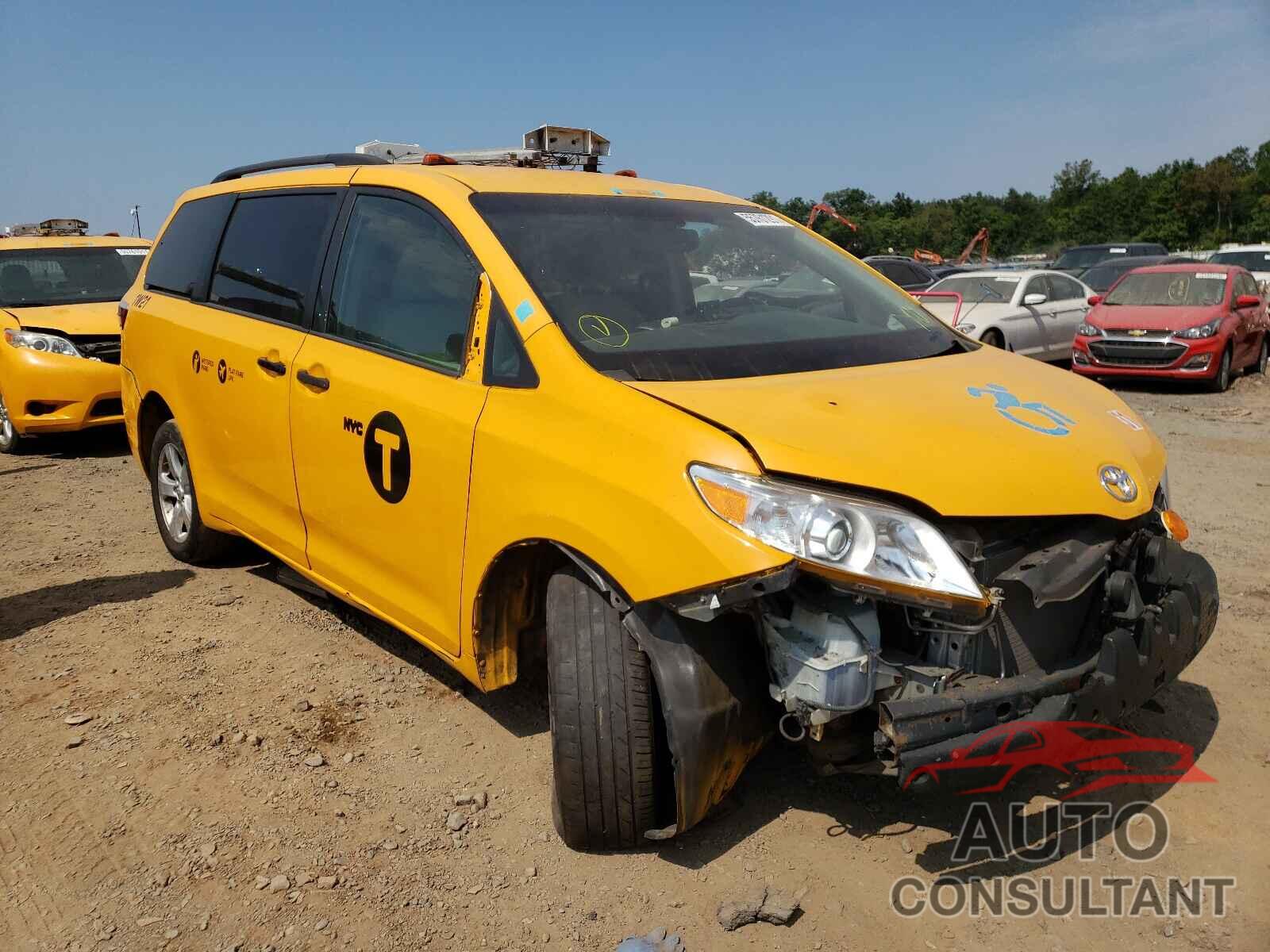 TOYOTA SIENNA 2016 - 5TDKK3DCXGS764096