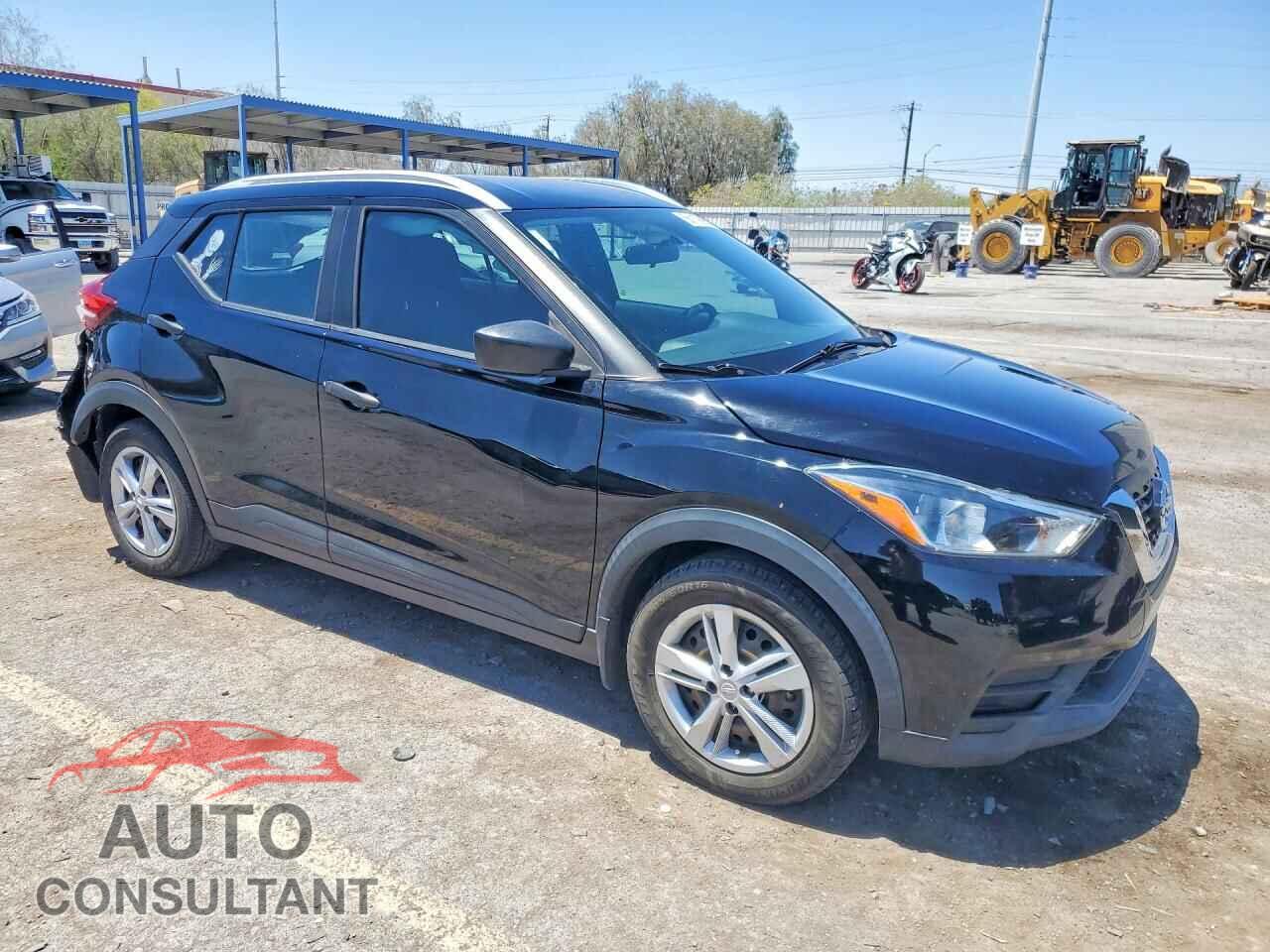 NISSAN KICKS 2019 - 3N1CP5CU3KL500246