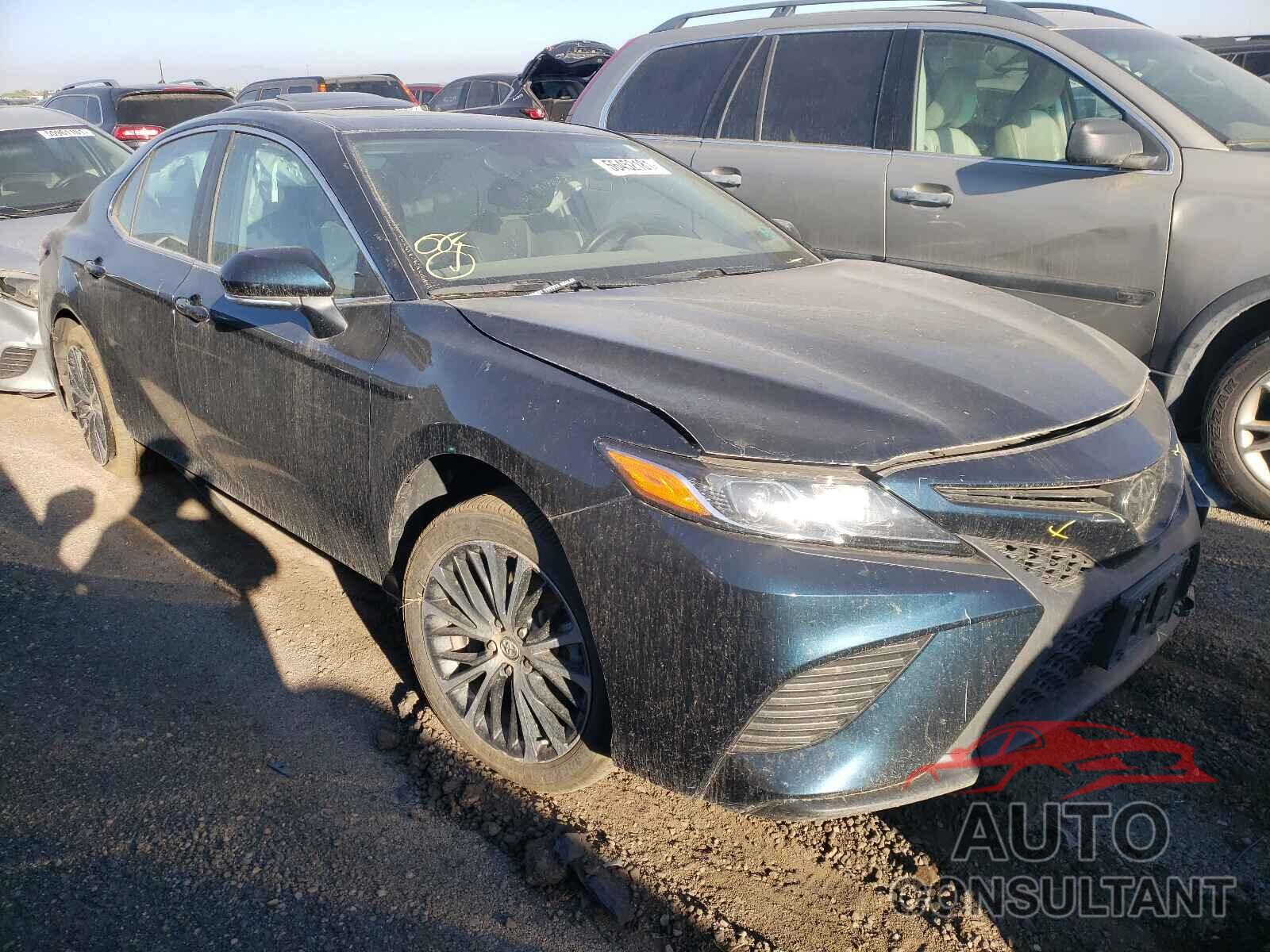 TOYOTA CAMRY 2019 - 4T1B11HK1KU753965