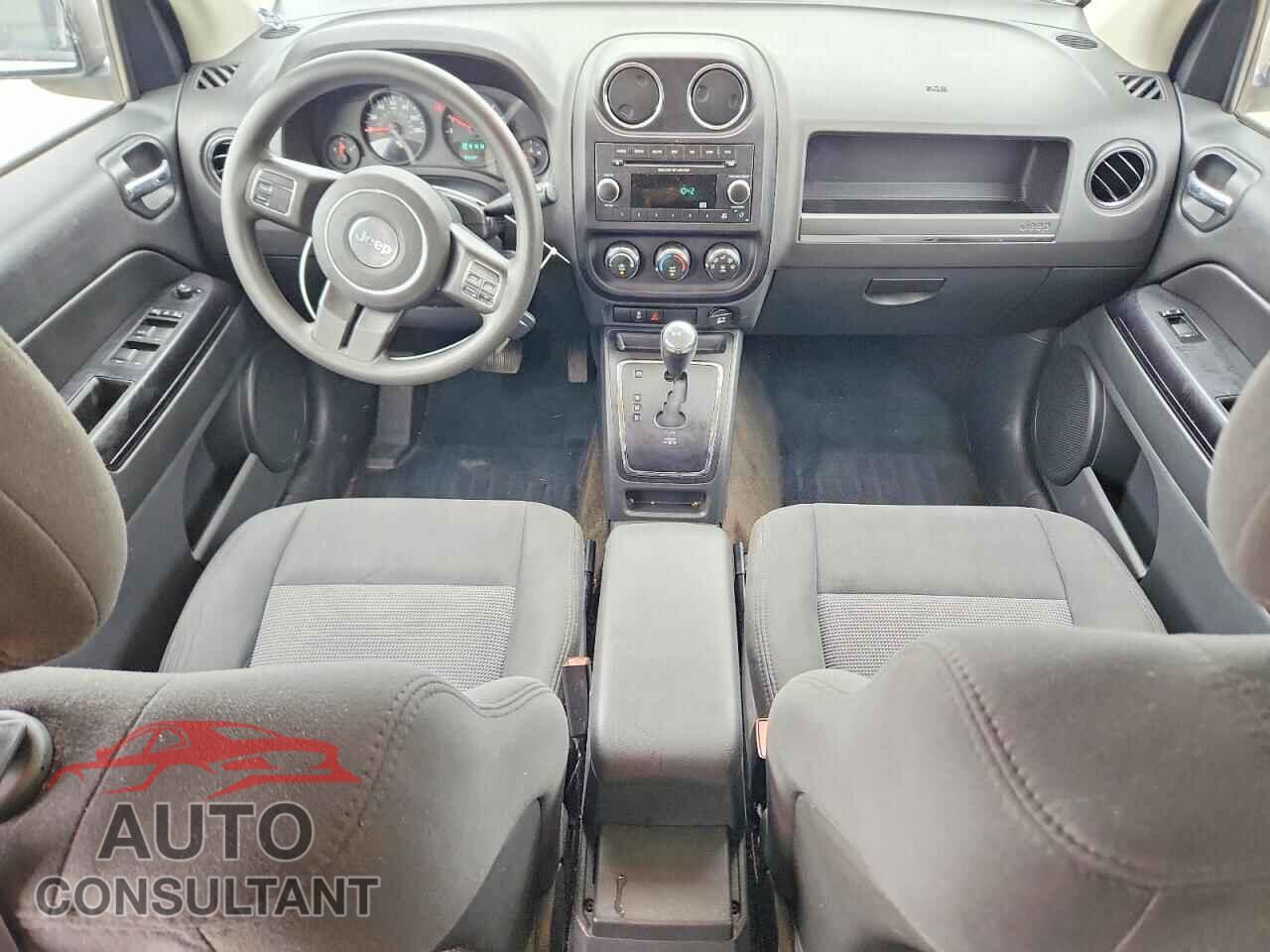 JEEP COMPASS 2013 - 1C4NJDBB2DD174157