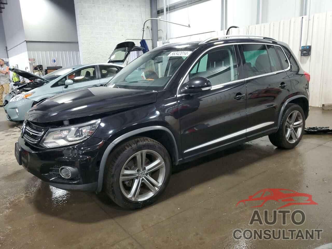 VOLKSWAGEN TIGUAN 2017 - WVGUV7AX0HK021806