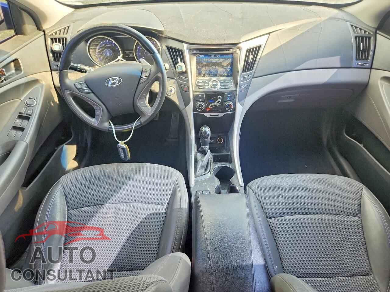 HYUNDAI SONATA 2013 - 5NPEC4AC6DH618266
