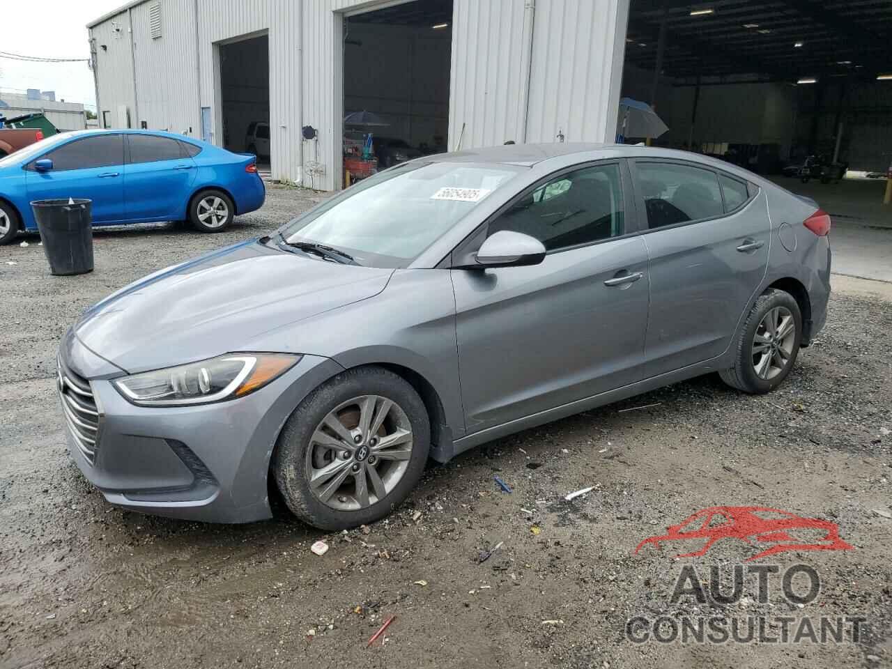 HYUNDAI ELANTRA 2018 - KMHD84LF1JU477690