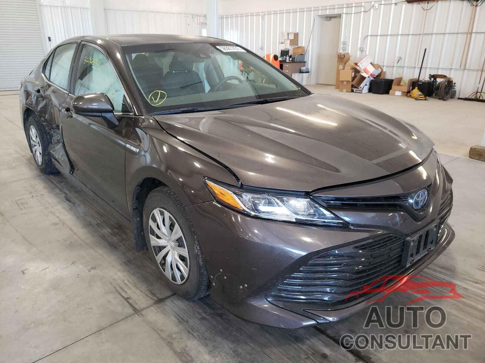 TOYOTA CAMRY 2018 - 4T1B31HK4JU501748