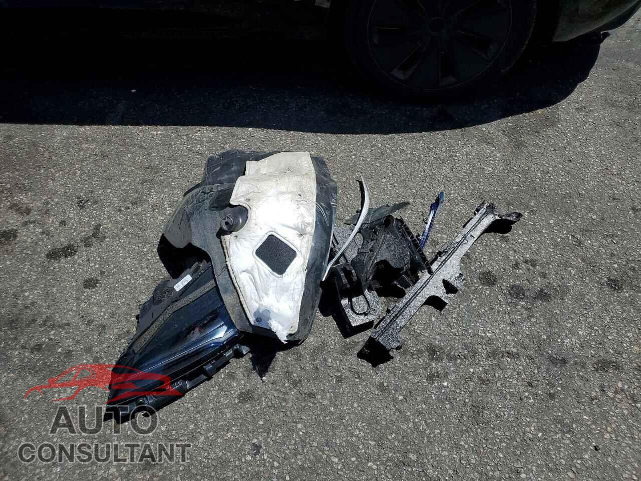 TESLA MODEL 3 2024 - 5YJ3E1EB5RF834178