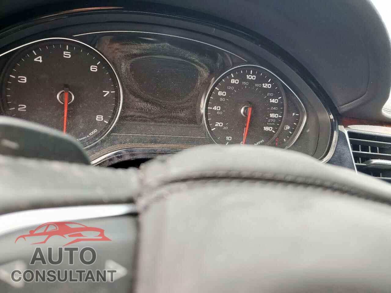 AUDI A8 2011 - WAURVAFD2BN005986