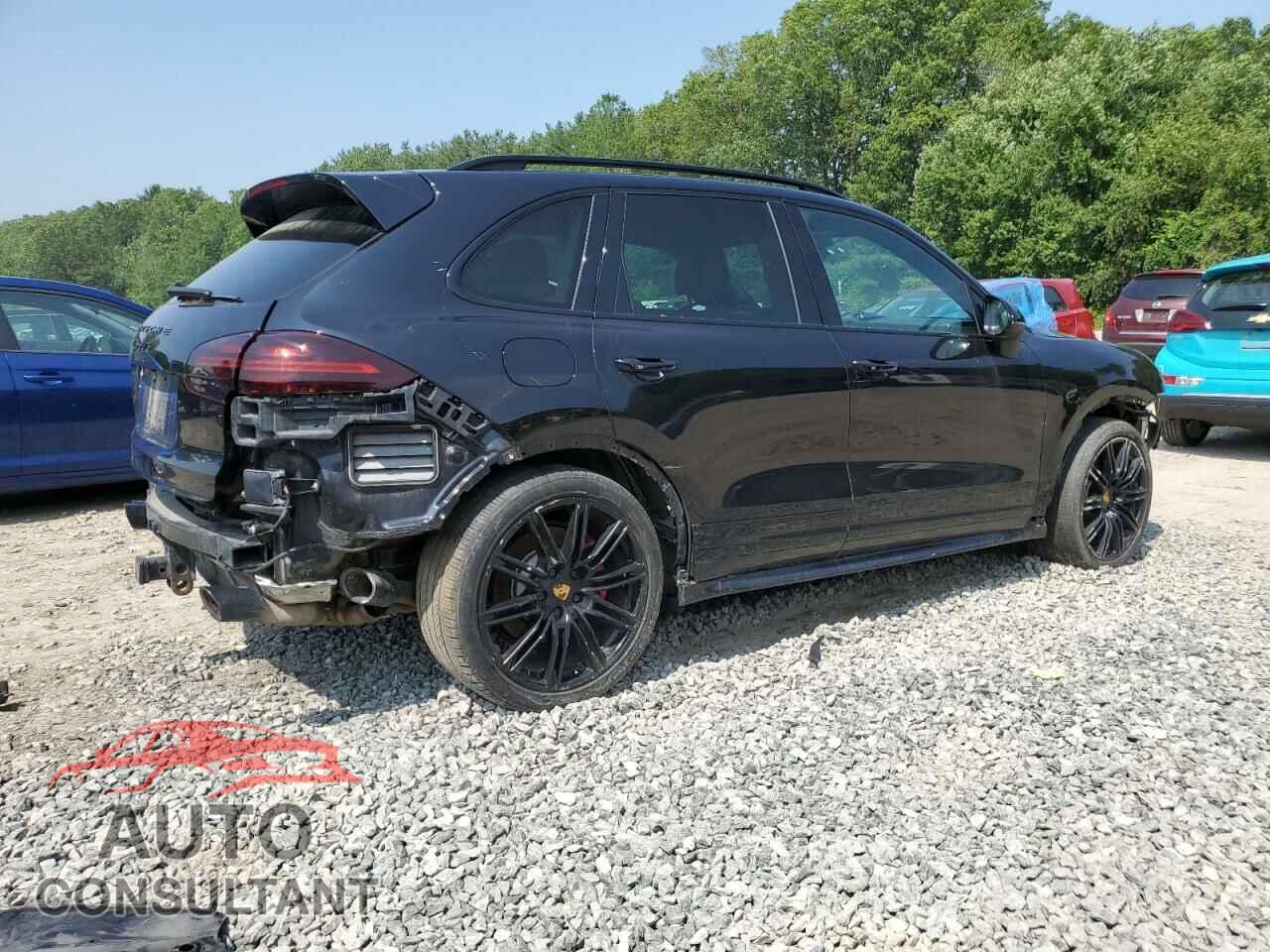 PORSCHE CAYENNE 2017 - WP1AD2A22HLA83041