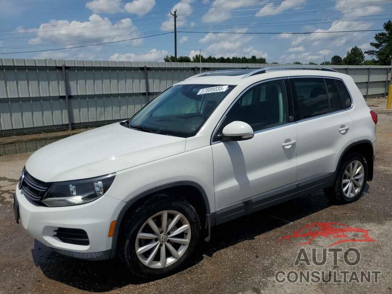 VOLKSWAGEN TIGUAN 2017 - WVGSV7AX4HK019242