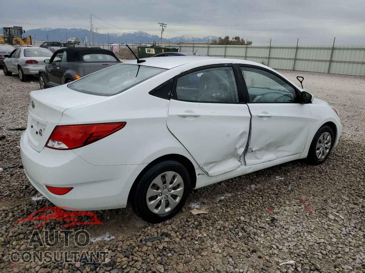 HYUNDAI ACCENT 2016 - KMHCT4AEXGU027761