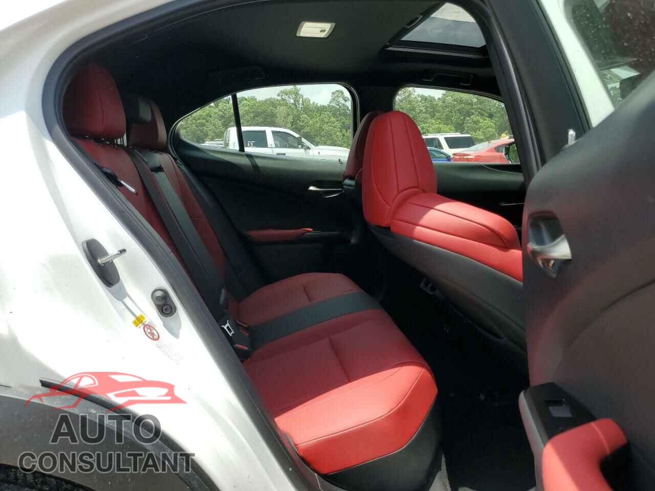 LEXUS UX 200 2019 - JTHY3JBH3K2014158