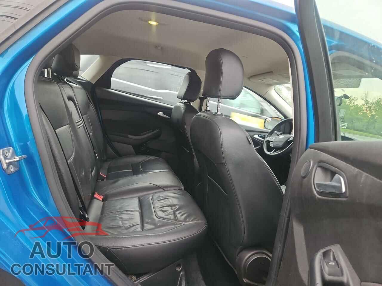 FORD FOCUS 2016 - 1FADP3K26GL207973
