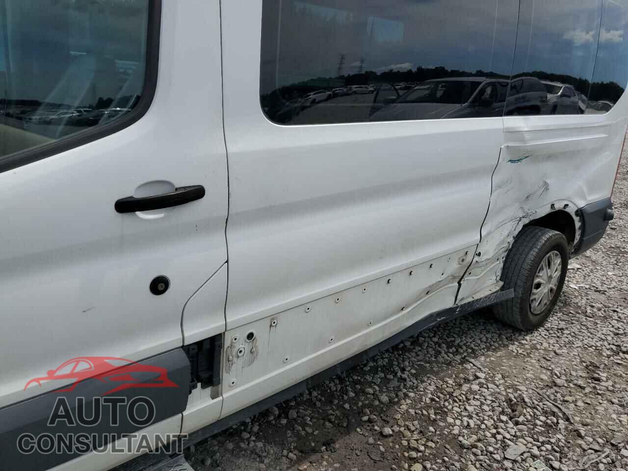FORD TRANSIT 2016 - 1FTYR2CM6GKA69065
