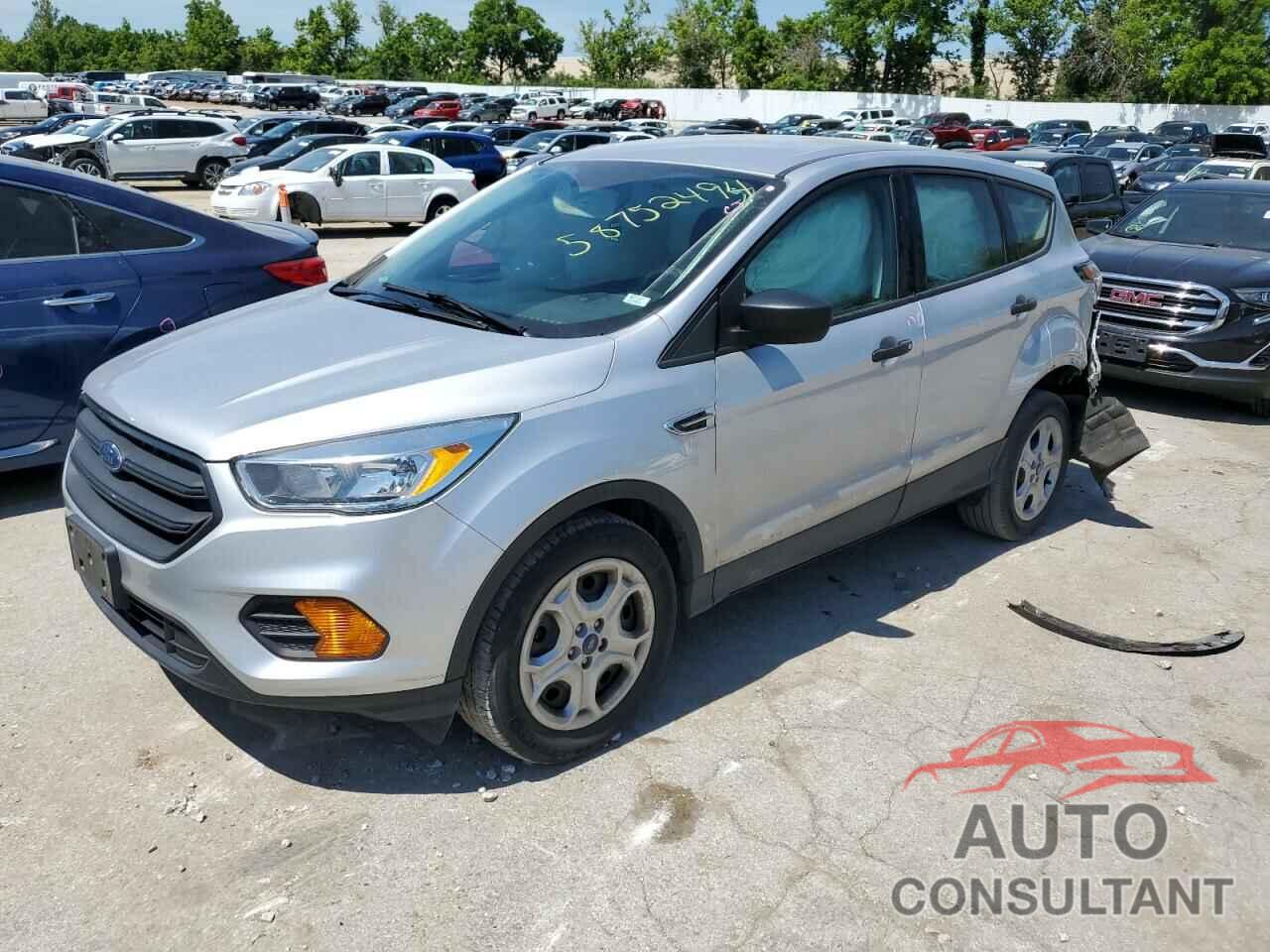 FORD ESCAPE 2017 - 1FMCU0F78HUD53320