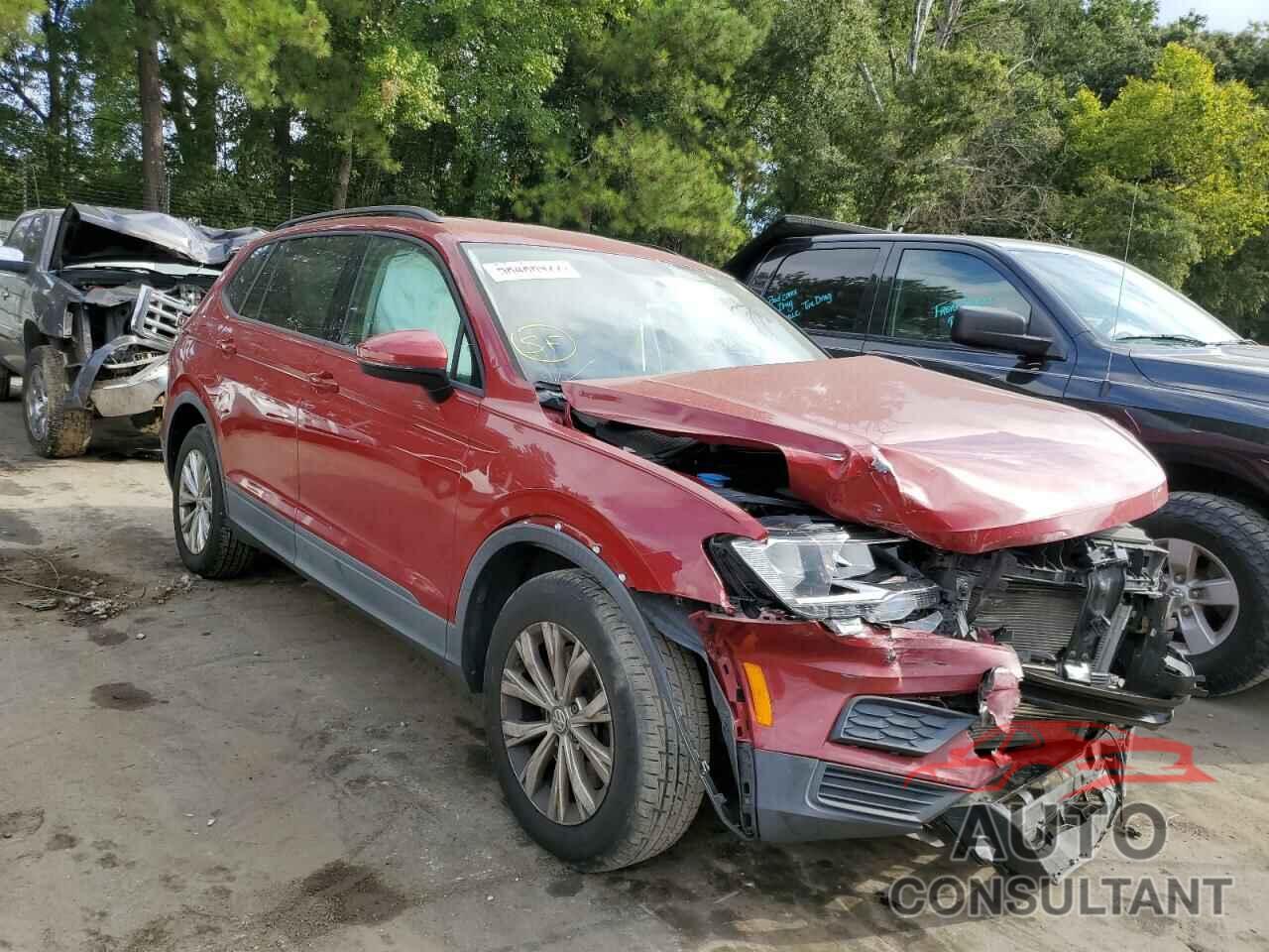 VOLKSWAGEN TIGUAN 2018 - 3VV1B7AX7JM081761