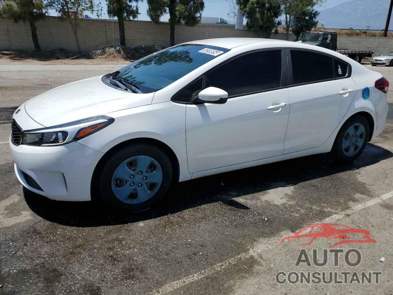 KIA FORTE 2018 - 3KPFL4A75JE261590