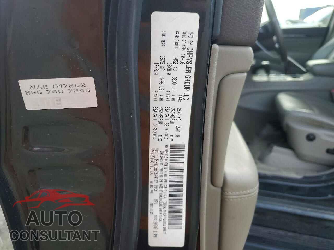 JEEP CHEROKEE 2011 - 1J4RR4GG5BC544187