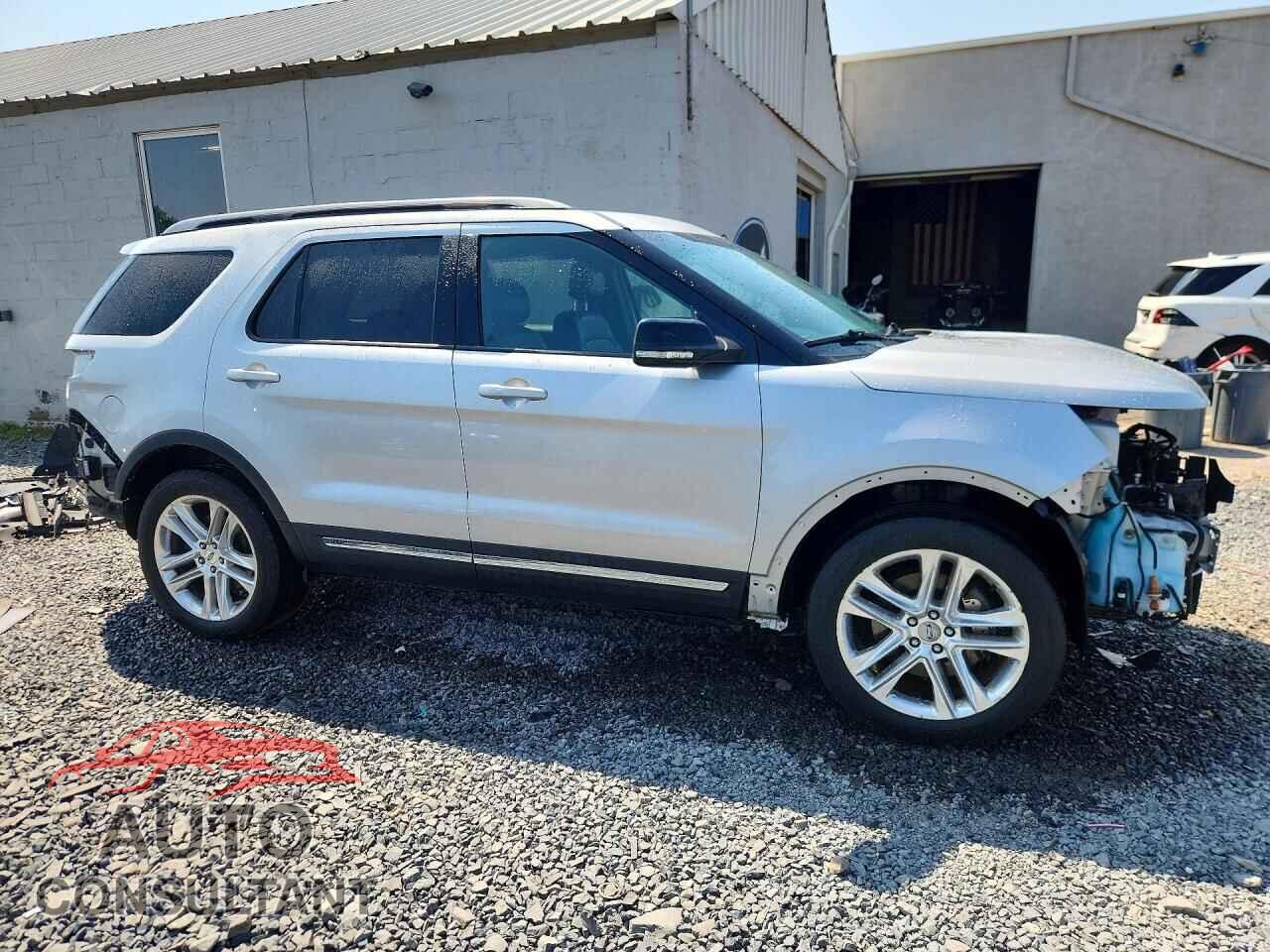 FORD EXPLORER 2017 - 1FM5K8D80HGA45582
