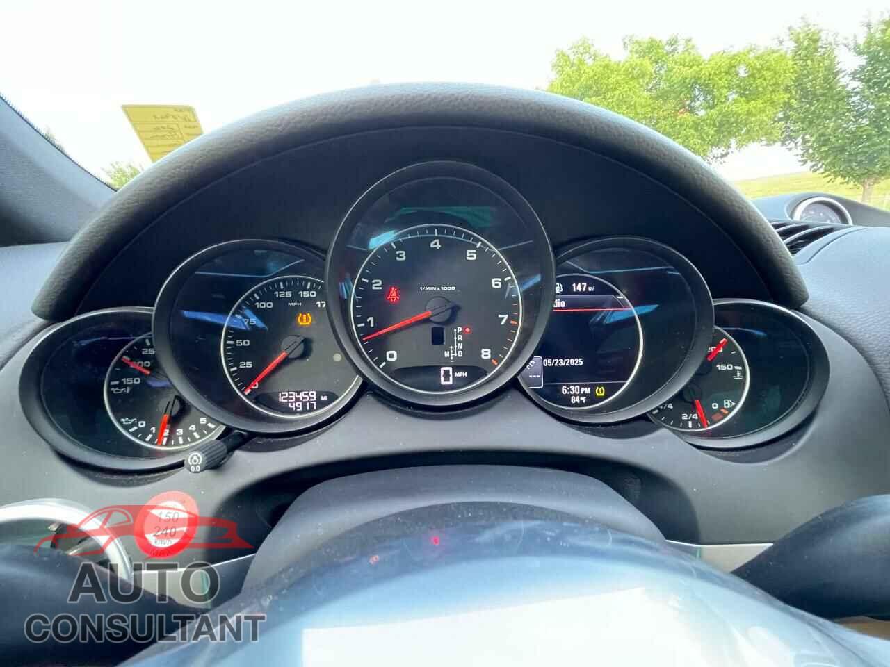 PORSCHE CAYENNE 2016 - WP1AA2A28GKA36464