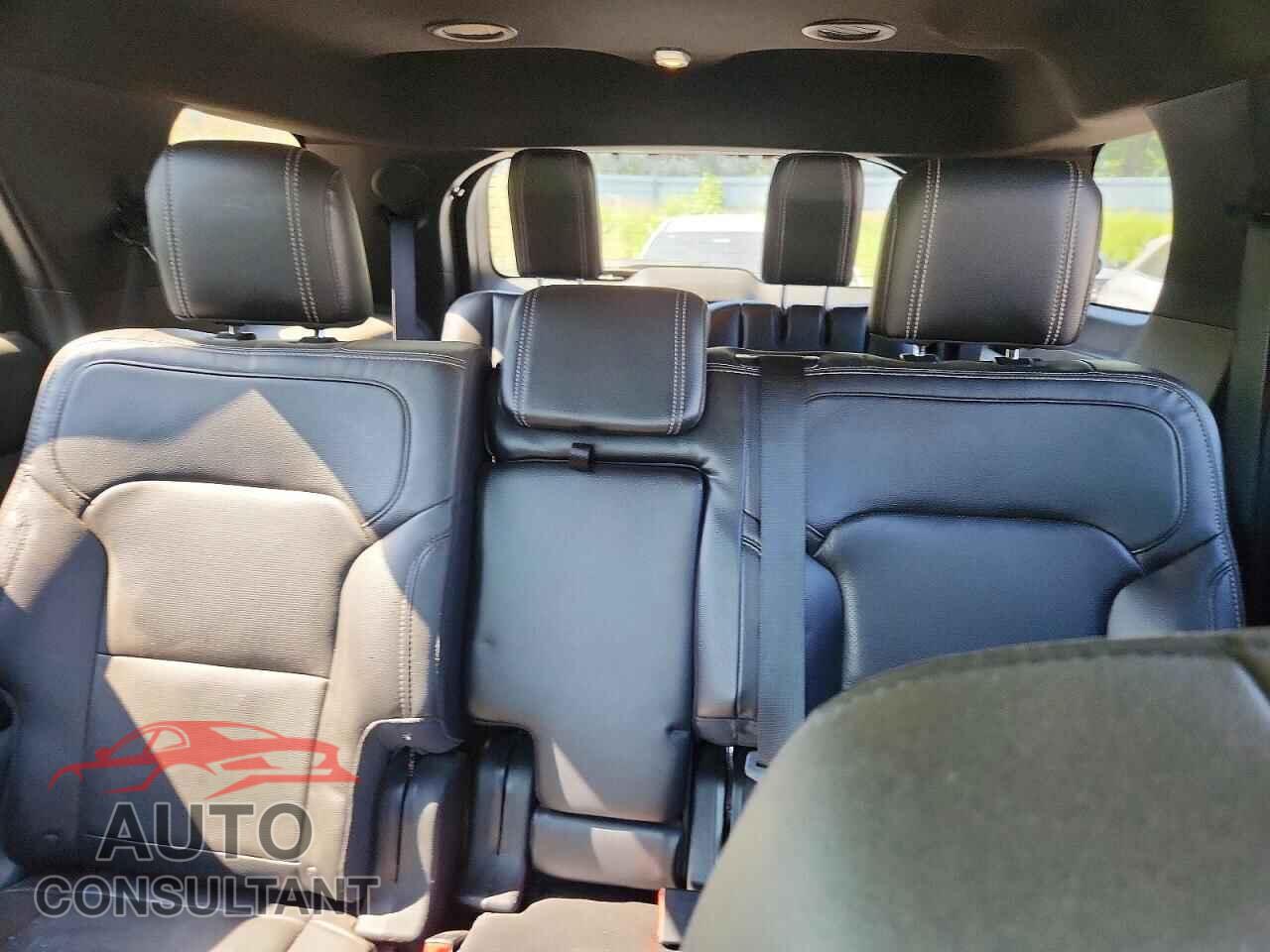 FORD EXPLORER 2018 - 1FM5K8F84JGB10792