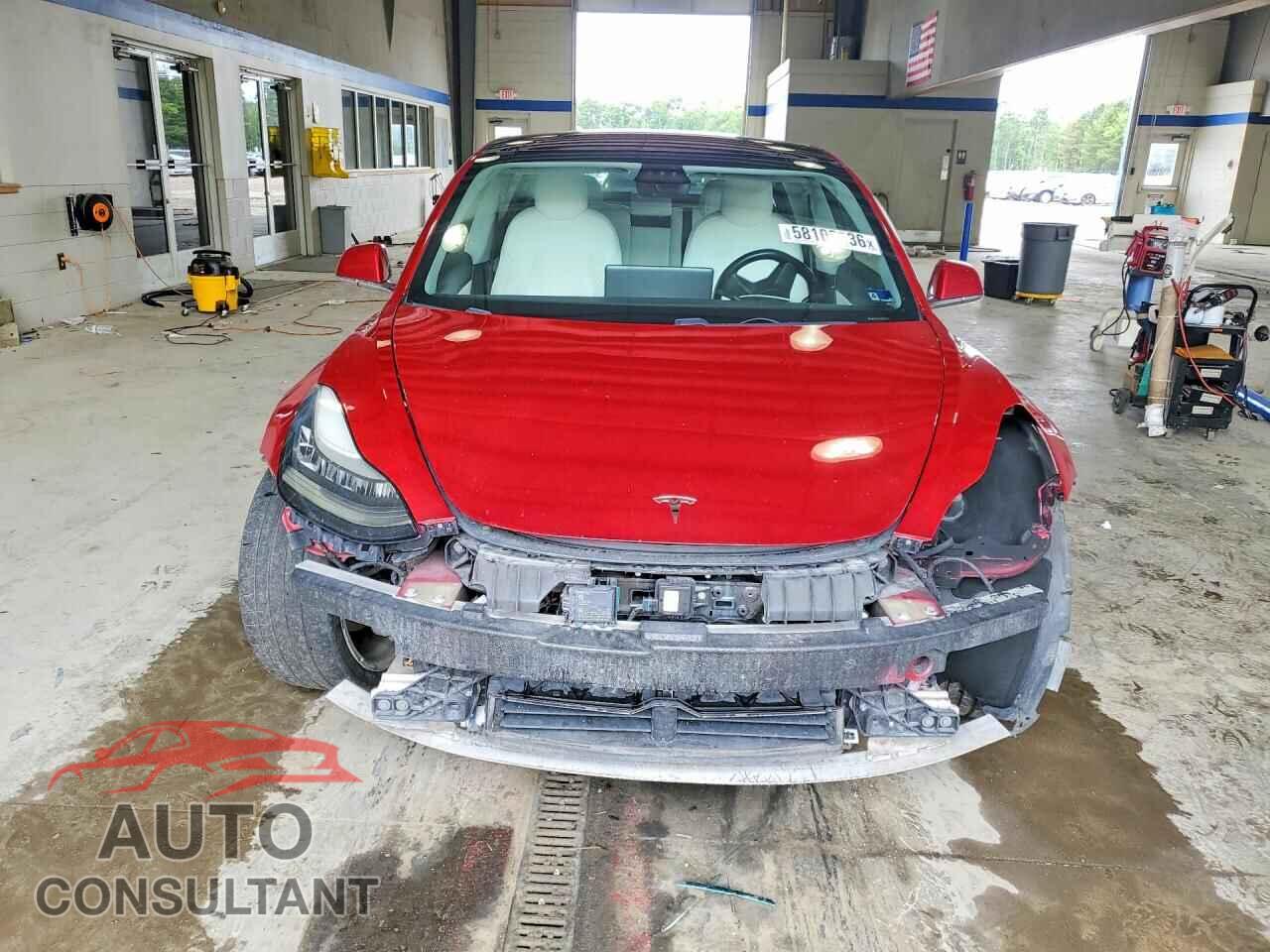 TESLA MODEL 3 2018 - 5YJ3E1EB5JF074760